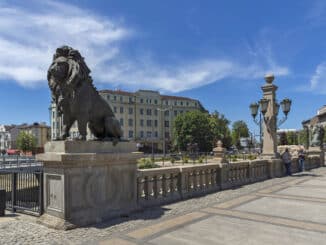 лъвов мост