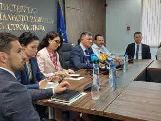 Министър Цеков представи политическия си кабинет
