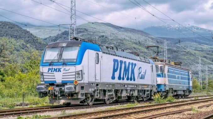 Разкриваме предстоящите промени в железопътния пътнически транспорт в България: нов конкурент на БДЖ ще влезе на сцената от 2025. Научете подробности за избора на превозвач